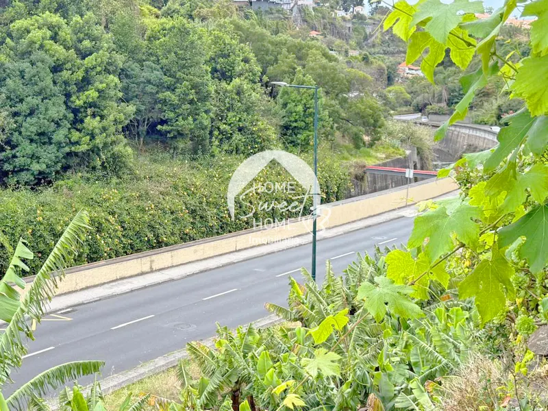 Armazém agrícola e terreno em Santo António, Funchal