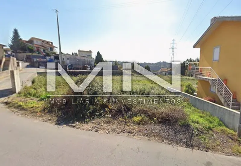 Terreno de 2.250m² para Loteamento ou casa térrea