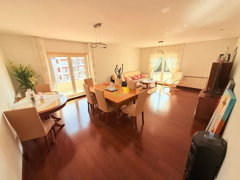 3-bedroom penthouse + garage with 70m2