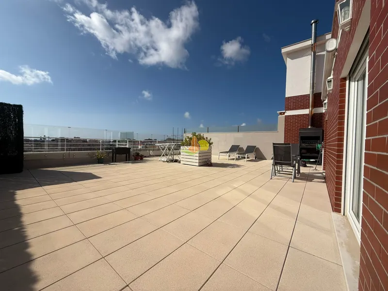 3-bedroom penthouse + garage with 70m2