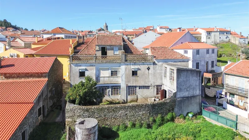 9-Bedroom House for Sale in Penamacor, Portugal | €65,000