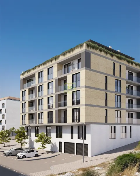 T1 Novo na Covilhã | Eficiência A+ com Painéis Fotovoltaicos