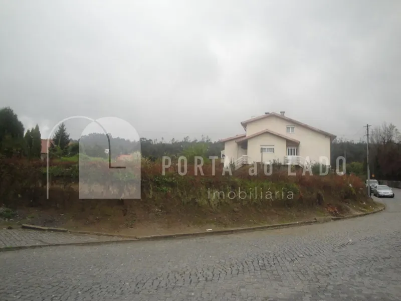Semi-Detached House Plot – Pedroso, Vila Nova de Gaia