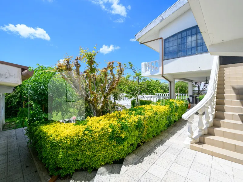 Abitazione 5 Vani +2