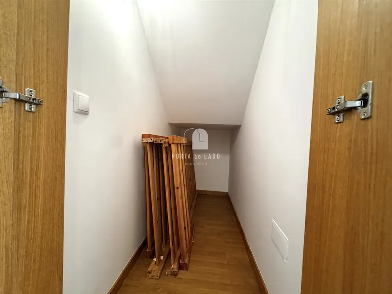 Modern 3-Bedroom Triplex in Gulpilhares – Vila Nova de Gaia