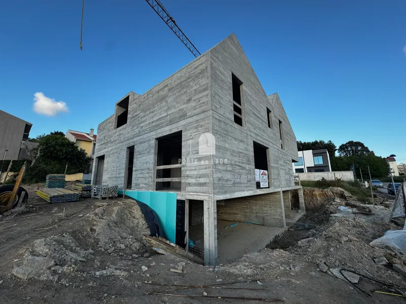 Moradia T3 em Santa Maria da Feira - Com piscina | Em construção