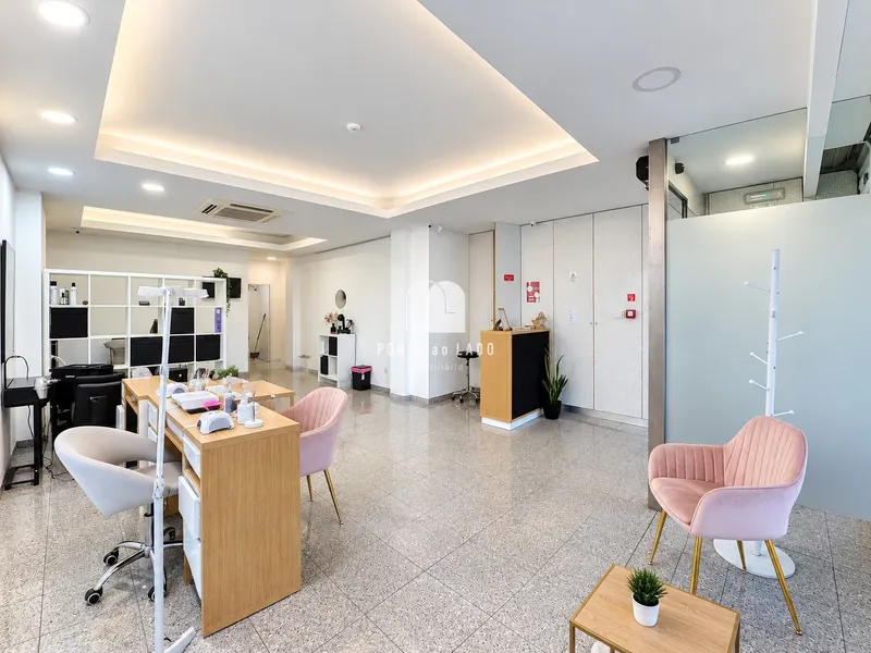 Esthetic Salon