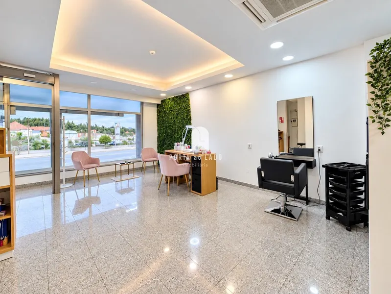 Esthetic Salon