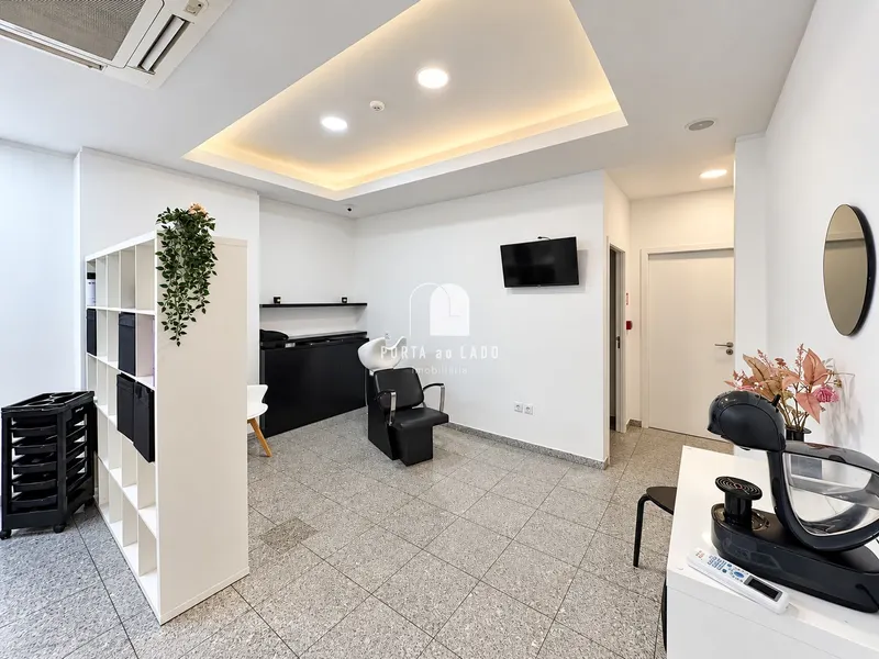 Esthetic Salon