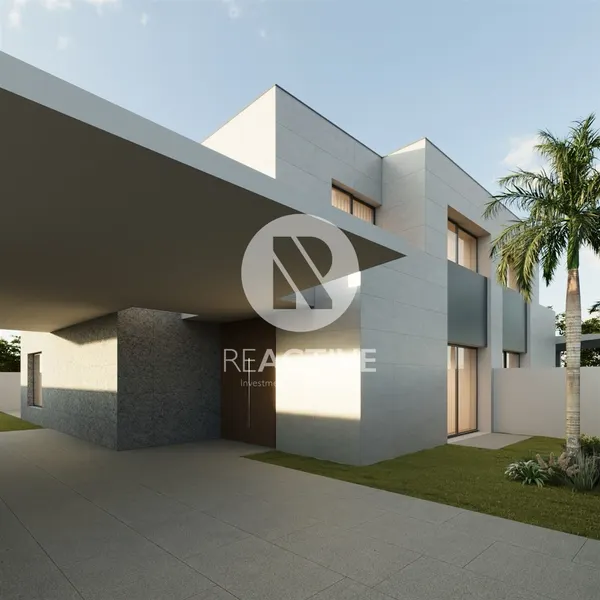 Semi-detached house T4