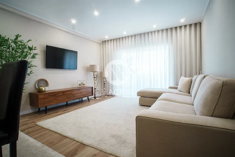 Appartement 2 Chambre(s)+1