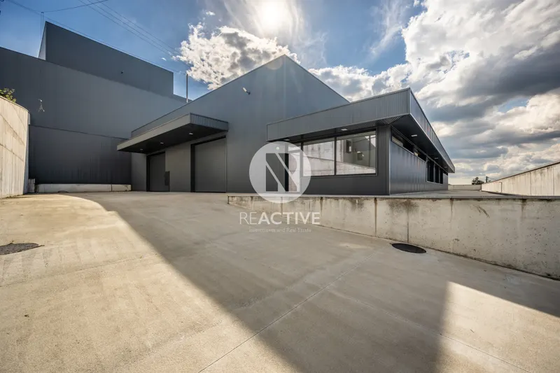 New Industrial Warehouse 2,138m² in Vizela – Ideal for Logistics and Business