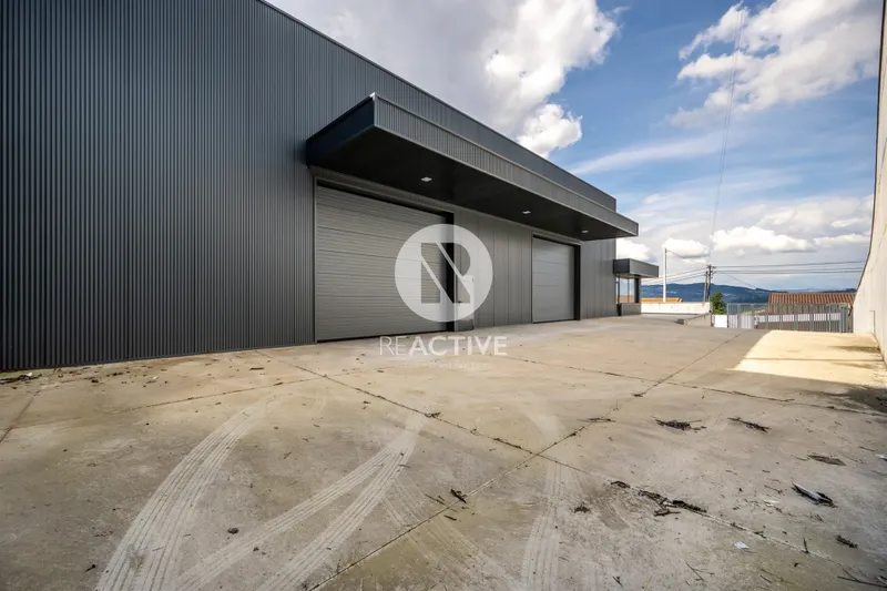 New Industrial Warehouse 2,138m² in Vizela – Ideal for Logistics and Business