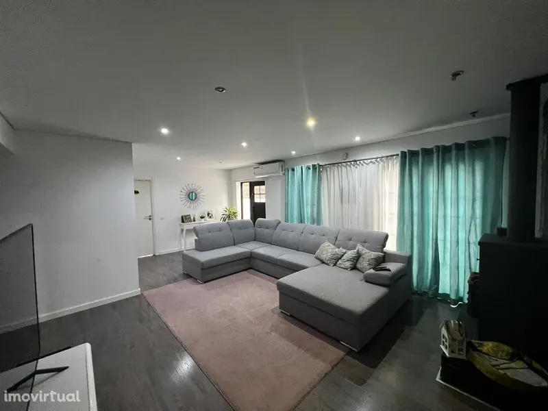 Semi-detached house T4