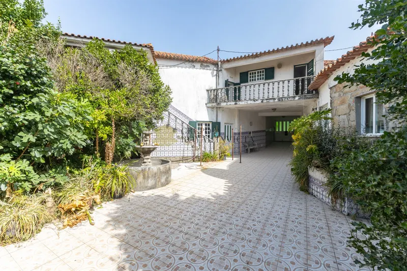 Moradia Independente à venda no Centro de Ermesinde