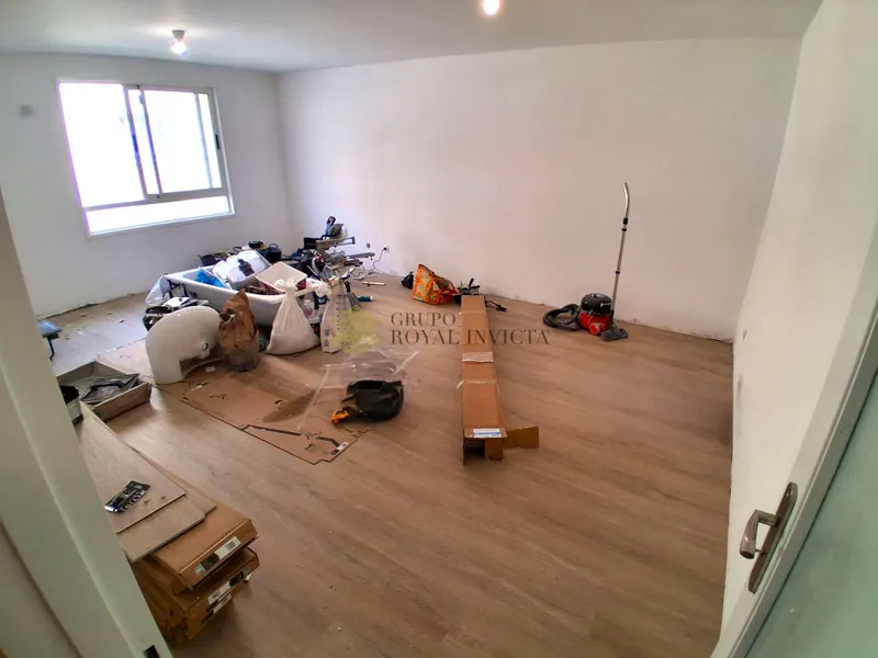 T3 em Remodelação com lugar de garagem  -  Baguim do Monte.