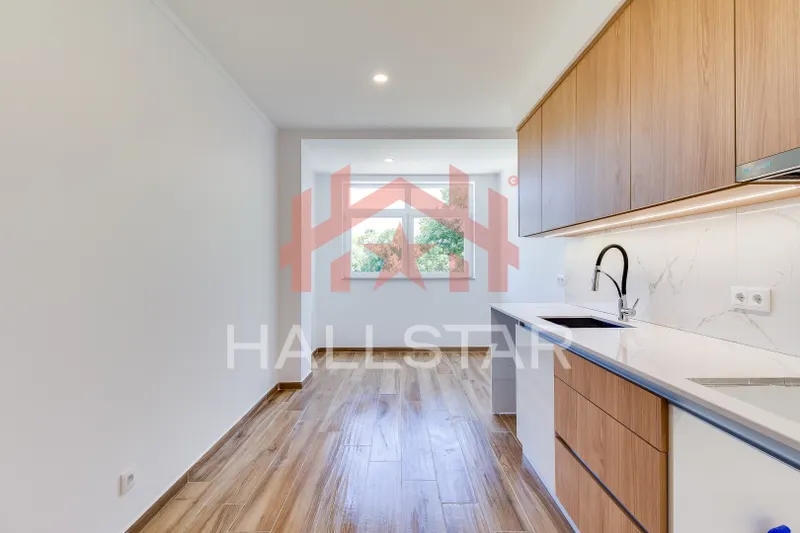 Apartamento T3 / Totalmente Remodelado / Marrazes