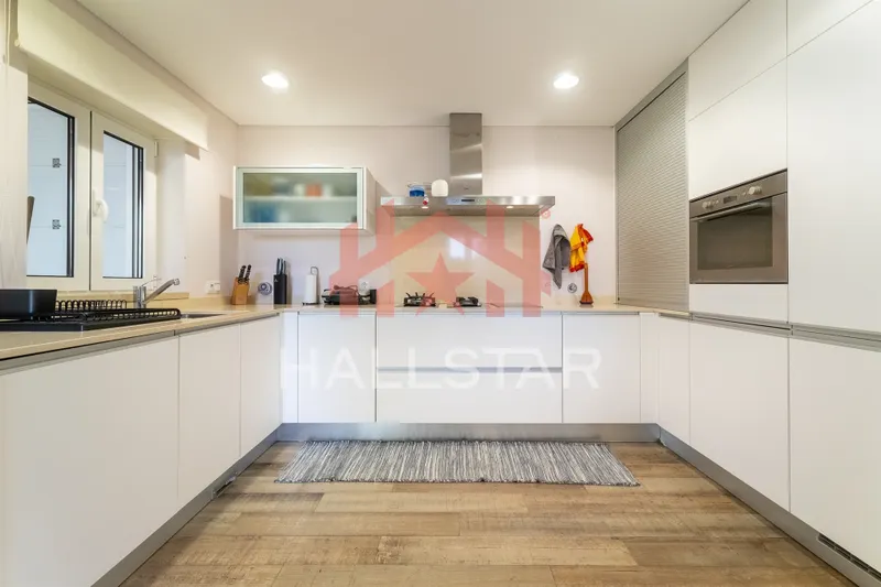 3-Bedroom Single-Story House / Jacuzzi / Gândara dos Olivais