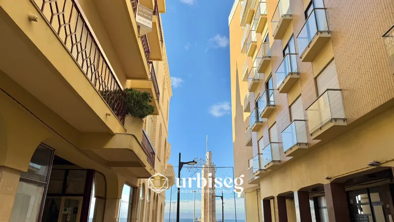 LIVE WITH A VIEW, FEEL THE BEACH – 1 DUPLEX IN THE MOST PRESTIGIOUS AREA OF FIGUEIRA
