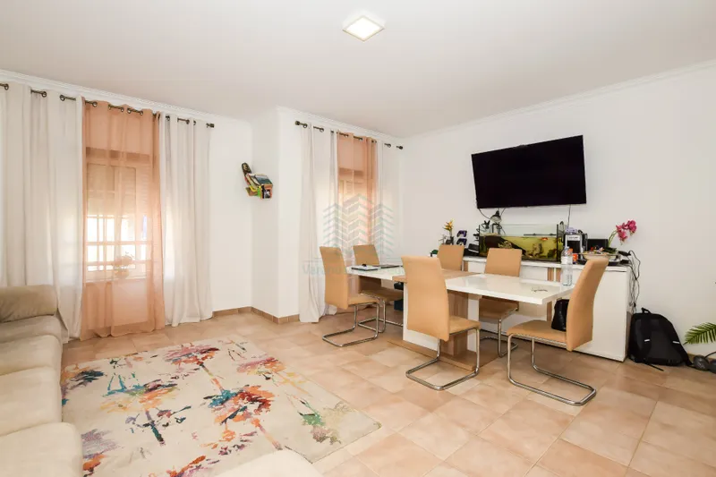 3-Bedroom Apartment with Garage and Storage - Torres Novas