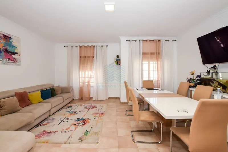 3-Bedroom Apartment with Garage and Storage - Torres Novas