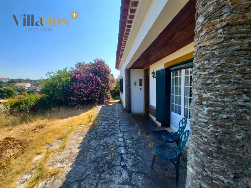 3 bedroom single storey house with swimming pool, sauna and garden 7 km from Tomar