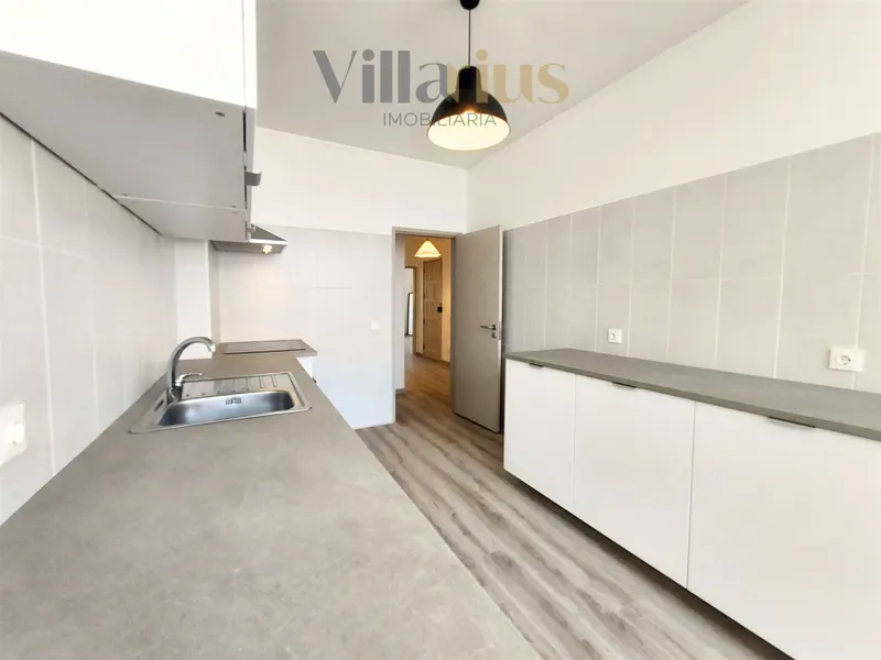 Apartamento reformado de 2 dormitorios en Tomar – Comodidad y ubicación