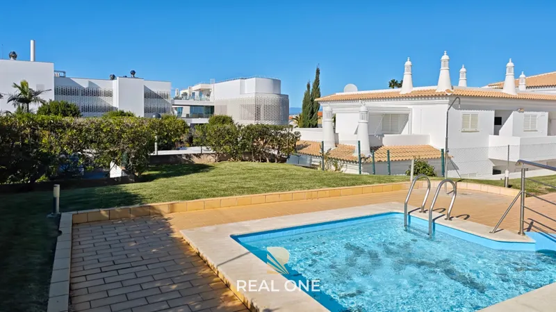 Apartamento na Galé / Sesmarias – perto da Praia