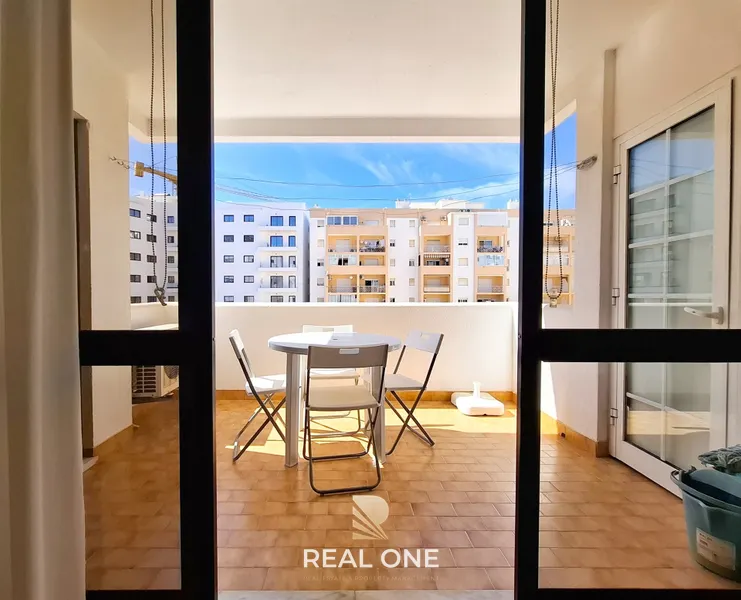 Apartamento a 600m de la playa de Quarteira