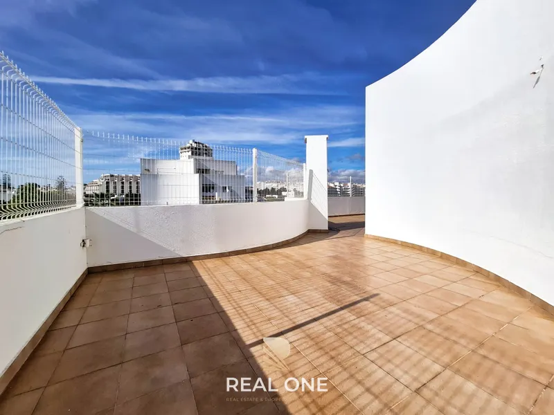 T3 com Vista Mar e excelentes terraços