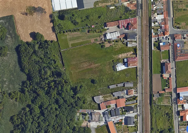 Rustic Land - 2,000 m² and 21.5 m Frontage | Near Esmoriz Train Station, Ovar