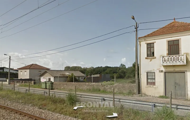 Rustic Land - 2,000 m² and 21.5 m Frontage | Near Esmoriz Train Station, Ovar