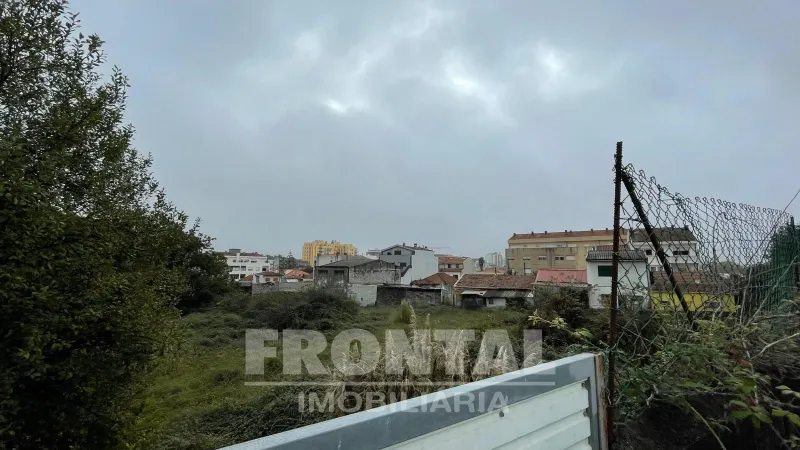 Terreno para Construção em Altura &#124; Centro Da Areosa, Pedrouços, Maia
