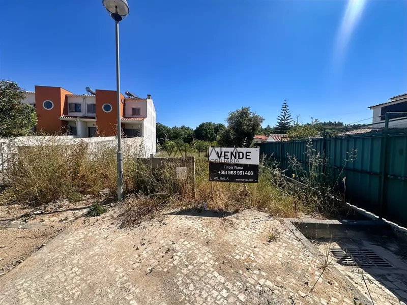 Terreno para Construção em Sesimbra com 540 m² no Coração da Serra da Arrábida