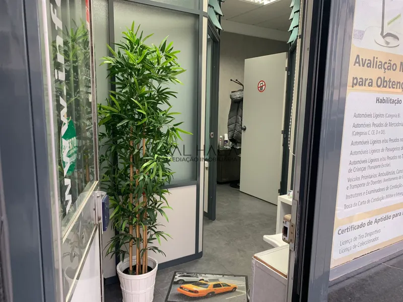 Ausgezeichnetes Büro / Büro / Büro